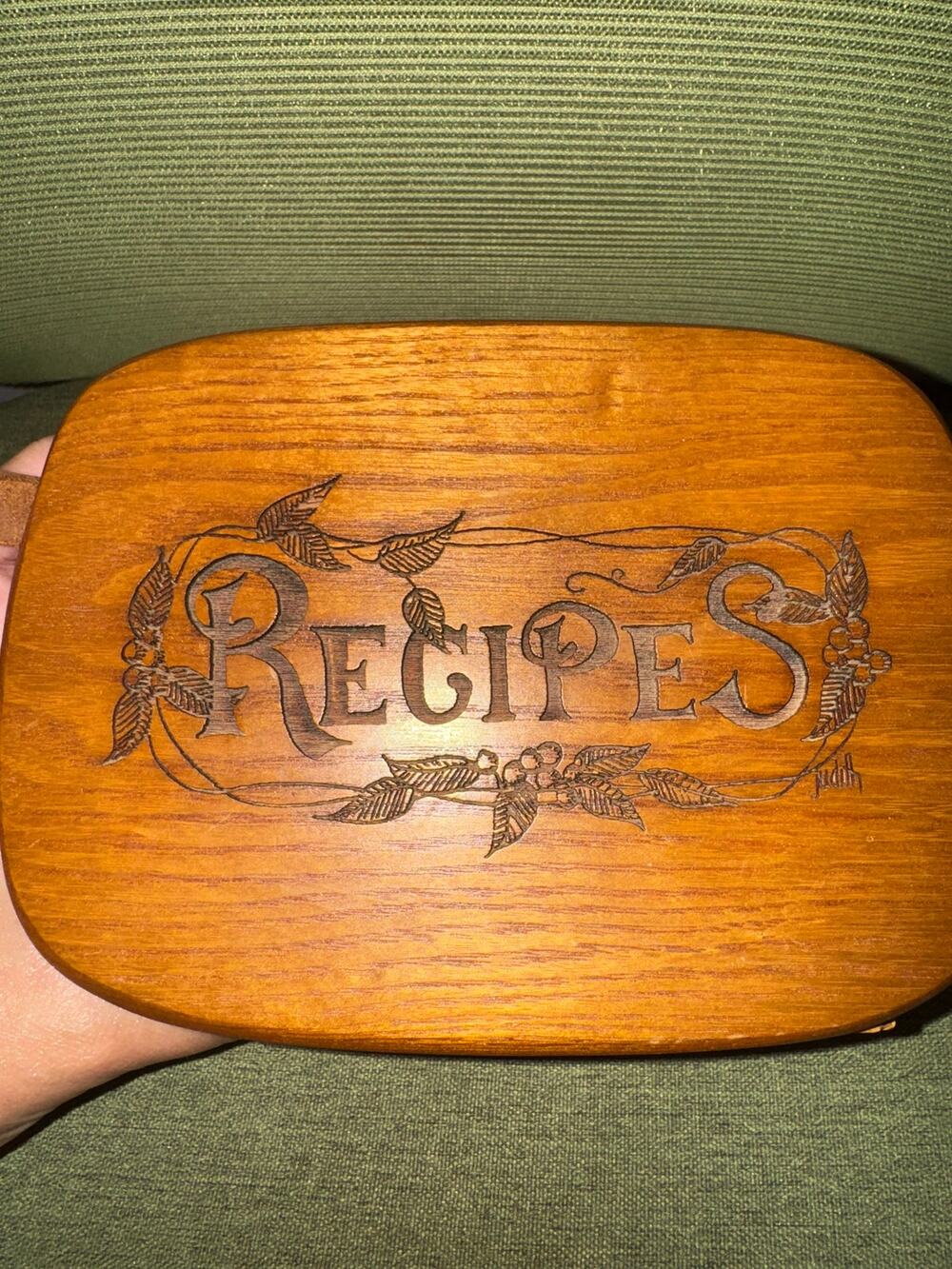 Vintage Longaberger Recipes Basket 9"x4" Custom Lid by K.S. Lanam Co. with Liner